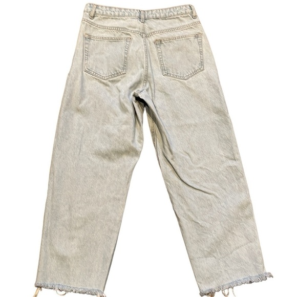 PrettylittleThing Denim MOM Jeans - Picture 5 of 7